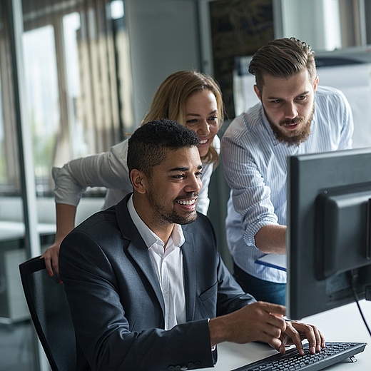 2021_0094_01 Beschäftigte müssen für IT-Gefahren sensibilisiert werden