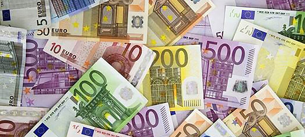 Euros, Euros, Euros...