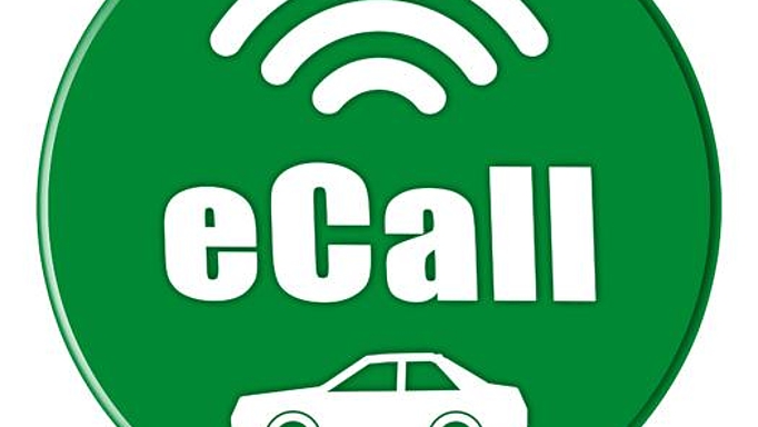 2015_0006_02 Das eCall-System kann automatisch und manuell ausgelöst werden