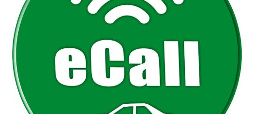 2015_0006_02 Das eCall-System kann automatisch und manuell ausgelöst werden