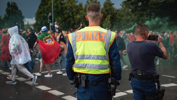 Videos vom Einsatz von Polizeikräften werden oft online gestellt