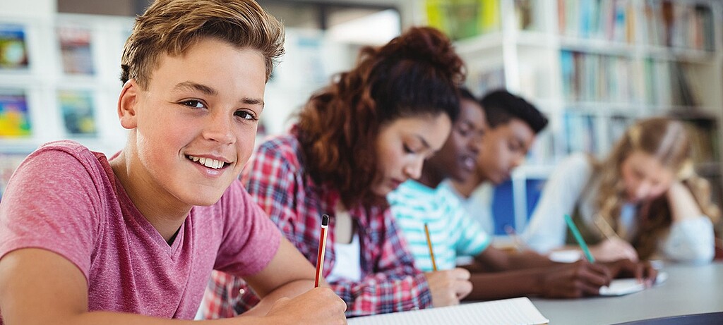 2020_0031_01 Die Schule spielt als zentraler Lernort für die Wertevermittlung eine bedeutende Rolle