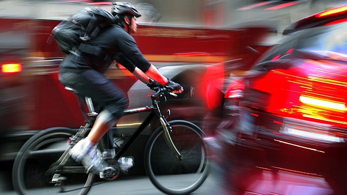 2017_0102_01 Einige Fahrradfahrer nehmen zu wenig Rücksicht auf andere Verkehrsteilnehmer