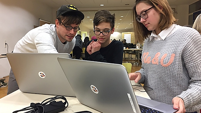 Die MedienScouts klären über Chancen und Risiken im Internet auf