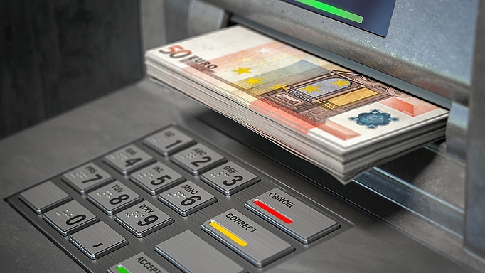 2020_0005_01 Ähnlich wie ein Glücksspielautomat, spucken infizierte Automaten den Tätern (fast) ihren kompletten Geldvorrat aus