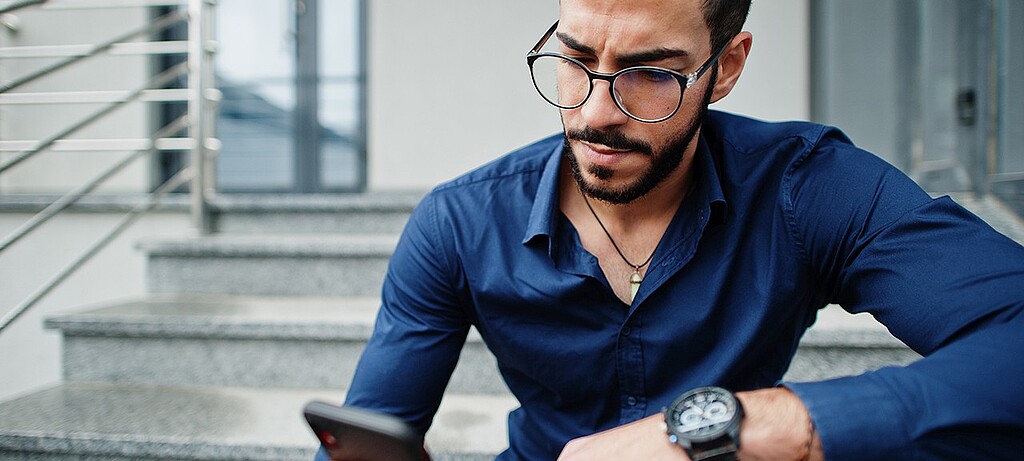 2021_0134_01 Kriminelle Clanmitglieder nutzen oft verschlüsselte Smartphones.