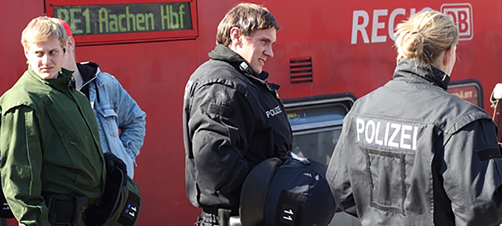 Bundespolizei vor Regionalexpress