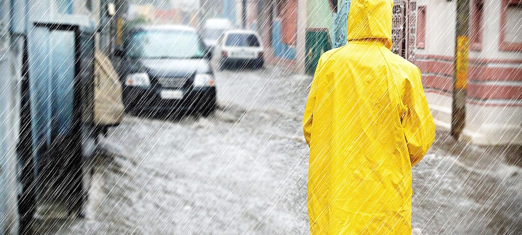 Im Sommer kann Starkregen innerhalb kurzer Zeit für Überschwemmungen sorgen
