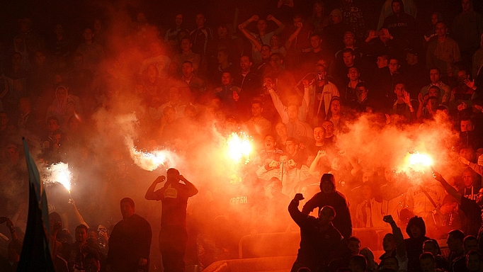 Im Rahmen von Fußballspielen kommt es auch zu Gewalt