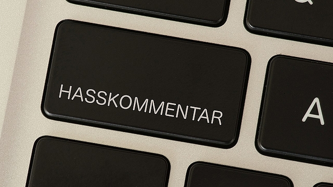 2019_0098_01 Bei Hass und Hetze im Internet droht ein Ermittlungsverfahren