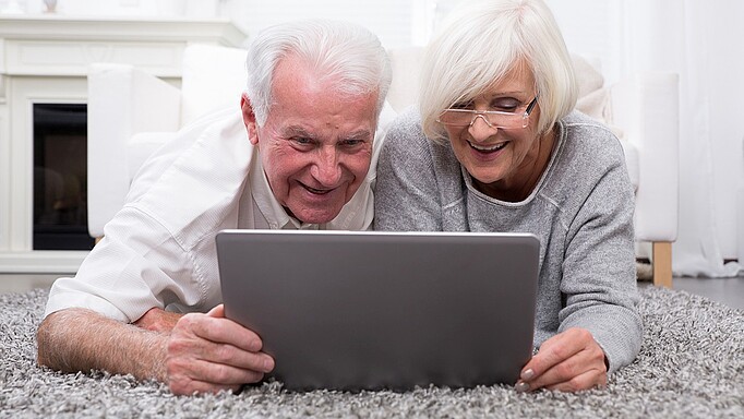 2014_0193_01 Die Generation 60+ macht sich fit fürs Netz