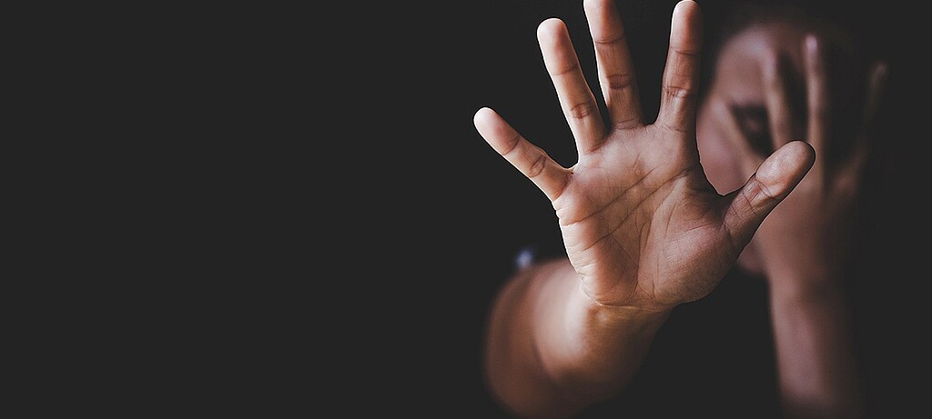 Gewalt von Männern gegen Frauen bleibt oft verborgen