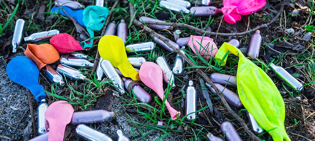 Lachgas ist als Party- bzw. Modedroge auf dem Vormarsch