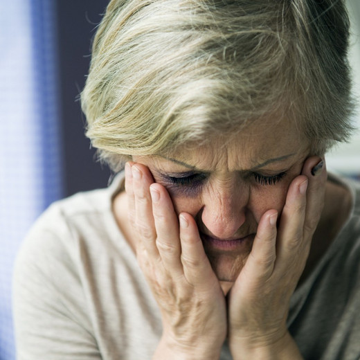 Viele Seniorinnen und Senioren haben nach einem Überfall große Selbstzweifel