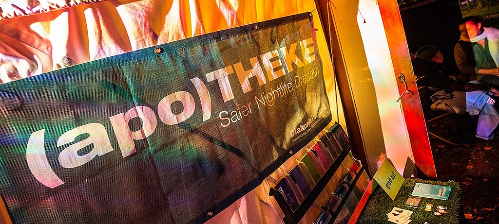 Die Safer Nightlife-Infostände gibt es in Dresdener Clubs und auf Festivals