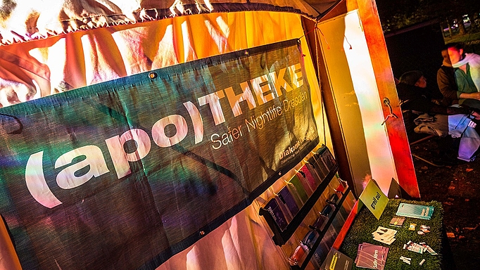 Die Safer Nightlife-Infostände gibt es in Dresdener Clubs und auf Festivals