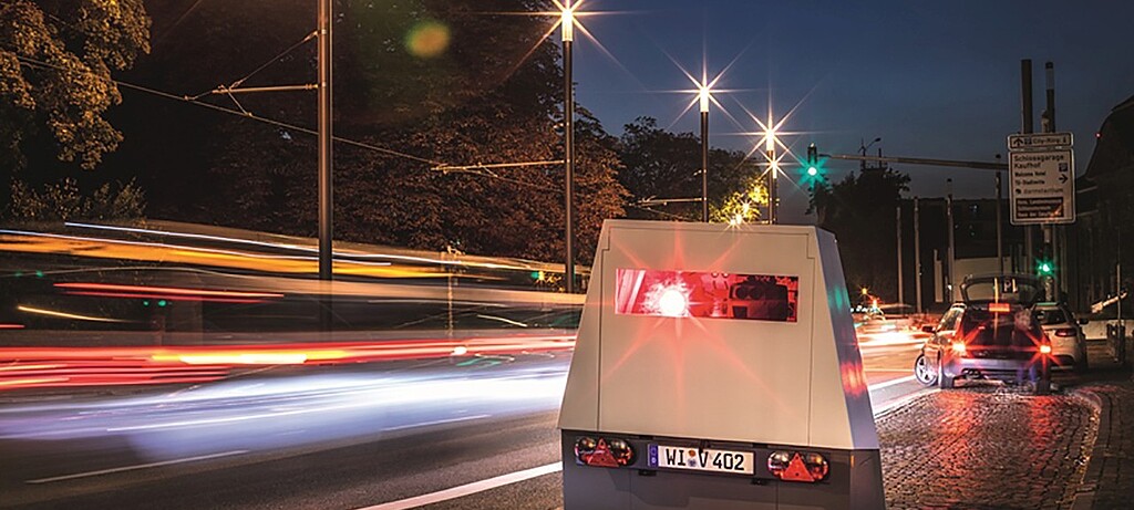 2019_0101_01 Zwei semistationäre, autark arbeitende Radargeräte sorgen in Berlin für mehr Verkehrssicherheit