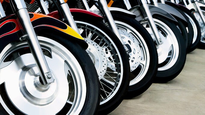 2011_0017_01 Motorräder müssen optimal auf den Fahrer eingestellt sein