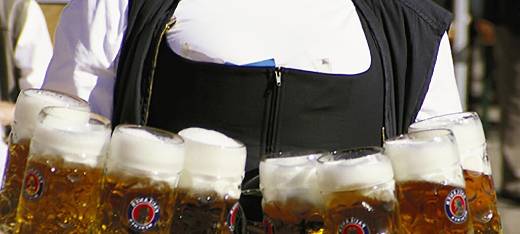 2011_0086_01 Bier ist eines der beliebtesten alkoholischen Getränke in Deutschland.