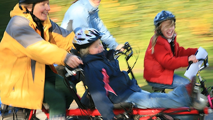 Ein Helm ist nach wie vor ein wichtiger Schutz