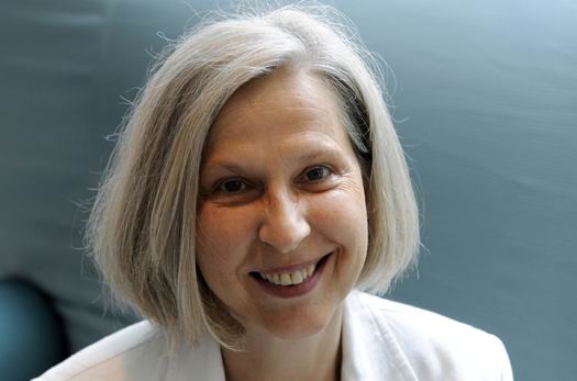 2011_0050_02 Die Diplompädagogin Beate Friese hilft Kindern am Telefon oder im Internet